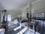 Casa com 3 dormitÃ³rios Ã venda, 123 mÂ² por R$...