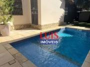 Casa com 3 dormitórios à venda, 130 m² por R$...
