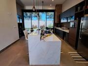 Casa com 3 dormitórios à venda, 171 m² por R$... Casa com 3 dormitórios à venda, 171 m² por R$...