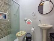 Casa com 3 dormitÃ³rios Ã venda, 196 mÂ² por R$...