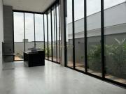 Casa com 3 dormitÃ³rios Ã venda, 198 mÂ² por R$...