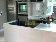 Casa com 3 dormitórios à venda, 240 m² por R$...