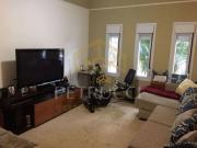 Casa com 3 dormitórios à venda, 244 m² por R$...