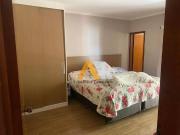 Casa com 3 dormitórios à venda, 250 m² por R$...