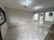 Casa com 3 dormitÃ³rios Ã venda, 264 mÂ² por R$...