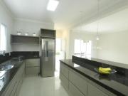 Casa com 3 dormitórios, 213 m² venda por R$ 1.800.000,00...