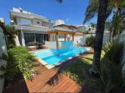 Casa com 3 dormitórios, 217 m² venda por R$ 2.150.000,00...