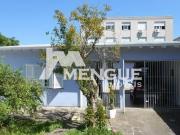 Casa com 3 dormitórios, 2 vagas de garagem, à venda no...