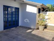 Casa com 3 dormitórios, 2 vagas, em Noiva do Mar, Xangri...