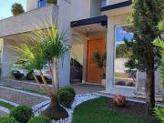 Casa com 3 dormitórios, 300 m² venda por R$ 1.900.000,00...