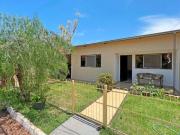 Casa com 3 dormitórios à venda, 100 m² por R$ 440.000,00...