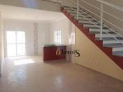 Casa com 3 dormitórios à venda, 100 m² por R$ 700.000,00...