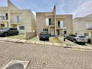 Casa com 3 dormitórios à venda, 100 m² por R$ 980.000,00...