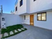 Casa com 3 dormitórios à venda, 102 m² por R$ 740.000,00...