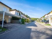 Casa com 3 dormitórios à venda, 103 m² por R$ 695.000,00...