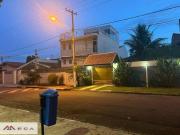 Casa com 3 dormitórios à venda, 104 m² por R$...