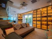 Casa com 3 dormitórios à venda, 105 m² por R$ 910.000...