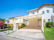 Casa com 3 dormitórios à venda, 106 m² por R$ 720.000,00...