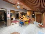 Casa com 3 dormitórios à venda, 110 m² por R$...