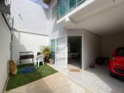Casa com 3 dormitórios à venda, 110 m² por R$ 490.000,00...