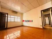 Casa com 3 dormitórios à venda, 110 m² por R$ 699.000,00...