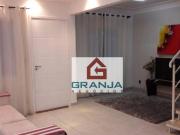 Casa com 3 dormitórios à venda, 110 m² por R$ 820.000,00...