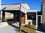 Casa com 3 dormitórios à venda, 115 m² por R$ 650.000...