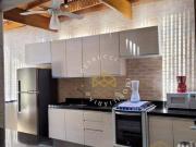 Casa com 3 dormitórios à venda, 120 m² por R$...