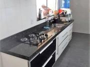 Casa com 3 dormitórios à venda, 120 m² por R$ 390.000,00...