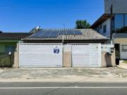 Casa com 3 dormitórios à venda, 120 m² por R$ 750.000,00...