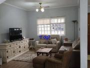 Casa com 3 dormitórios à venda, 120 m² por R$ 800.000...