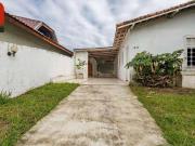 Casa com 3 dormitórios à venda, 123 m² por R$ 880.000,00...
