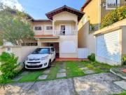 Casa com 3 dormitórios à venda, 125 m² por R$...