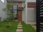 Casa com 3 dormitórios à venda, 125 m² por R$ 750.000...