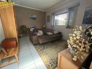 Casa com 3 dormitórios à venda, 128 m² por R$ 700.000,00...