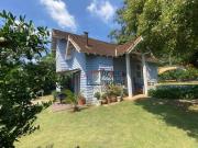 Casa com 3 dormitórios à venda, 130 m² por R$...