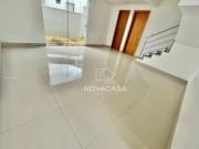 Casa com 3 dormitórios à venda, 130 m² por R$ 570.000,00...