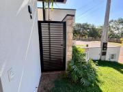 Casa com 3 dormitórios à venda, 134 m² por R$ 970.000...