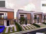 Casa com 3 dormitórios à venda, 137 m² por R$...
