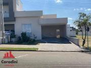 Casa com 3 dormitórios à venda, 140 m²