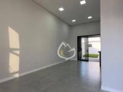 Casa com 3 dormitórios à venda, 140 m² por R$...