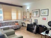 Casa com 3 dormitórios à venda, 140 m² por R$...