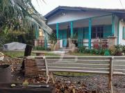 Casa com 3 dormitórios à venda, 140 m² por R$...