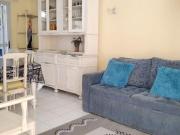 Casa com 3 dormitórios à venda, 140 m² por R$...