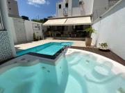 Casa com 3 dormitórios à venda, 140 m² por R$ 695.000,00...