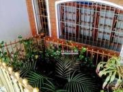 Casa com 3 dormitórios à venda, 140 m² por R$ 730.000,00...