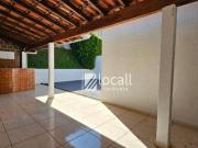 Casa com 3 dormitórios à venda, 142 m² por R$ 450.000,00...
