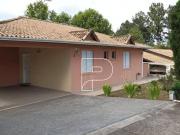 Casa com 3 dormitórios à venda, 145 m² por R$...