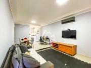 Casa com 3 dormitórios à venda, 145 m² por R$...