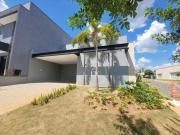 Casa com 3 dormitórios à venda, 147 m² por R$...